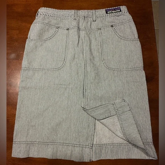 Patagonia Denim Blue and White Striped Pencil Skirt -Size 4 - Picture 4 of 6